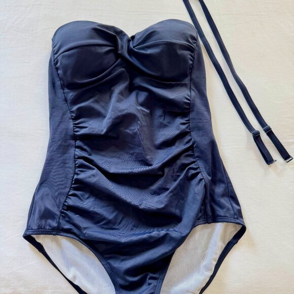 Boden Andros Twist Front Swimsuit - Picture 2 of 4